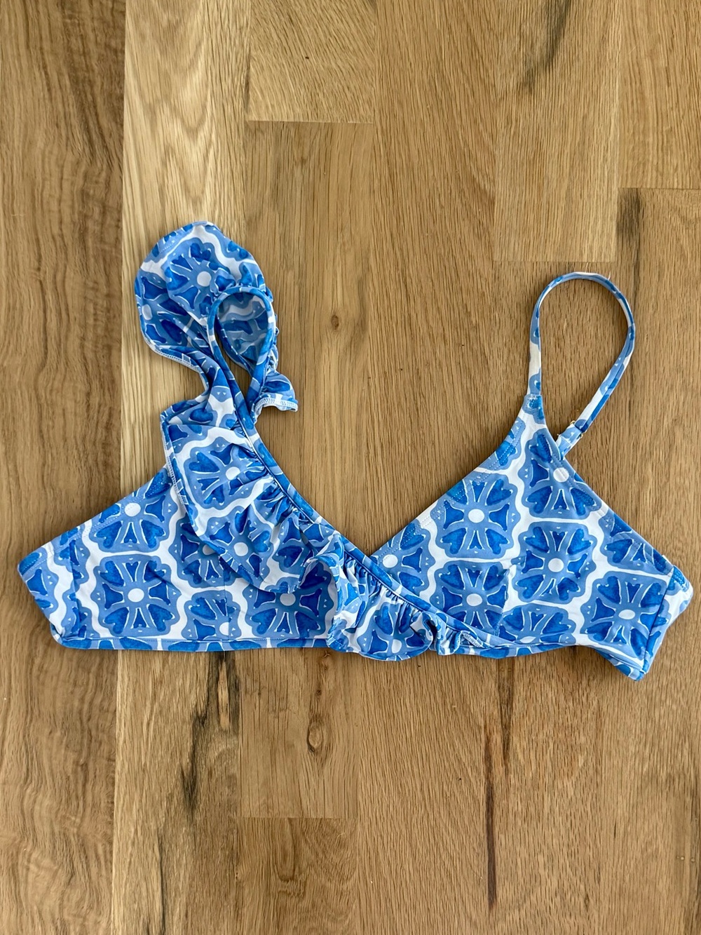 Vineyard Vines Ruffle Bikini Top
